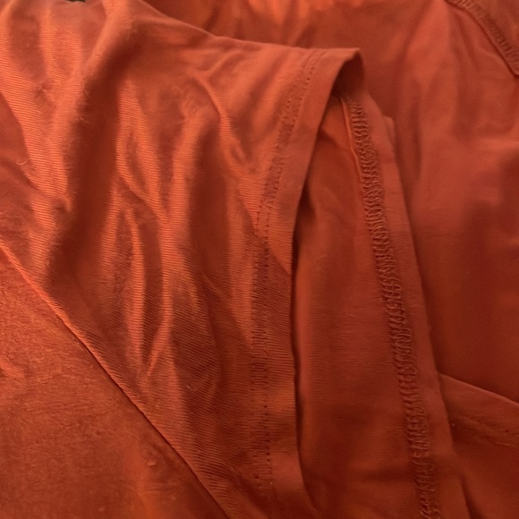 Joan Voss New York orange T-shirt with satin trim neckline ~ size XXL - Picture 3 of 3